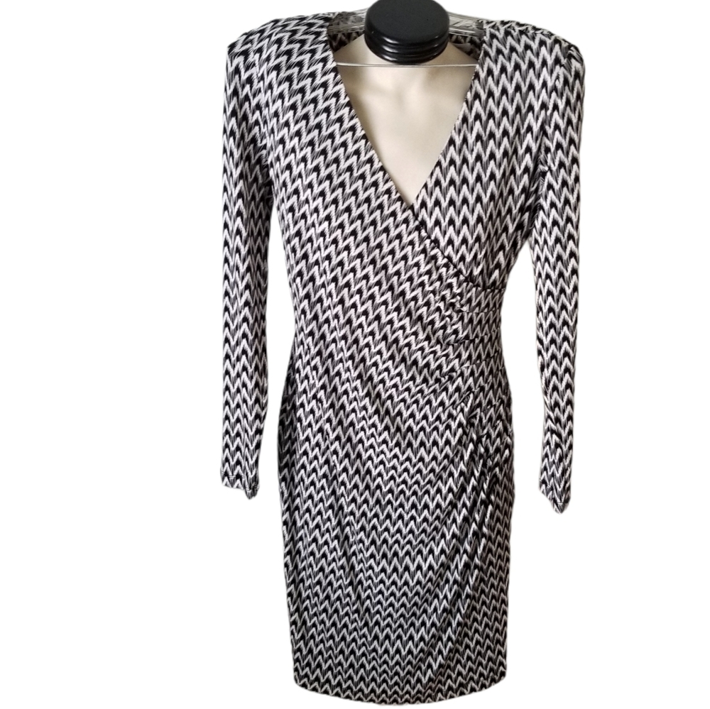 Calvin Klein black and white fitted dress, sz 10
